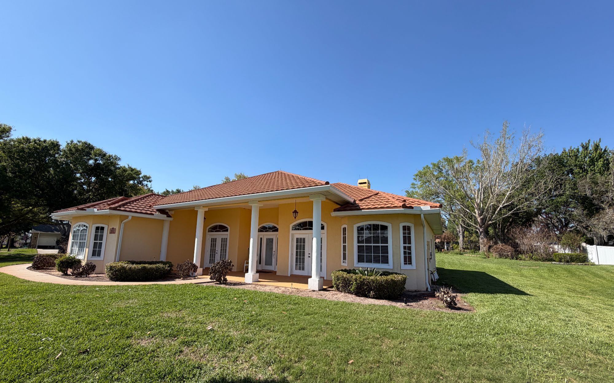 Cornerstone Roofing And Exteriors (1)
